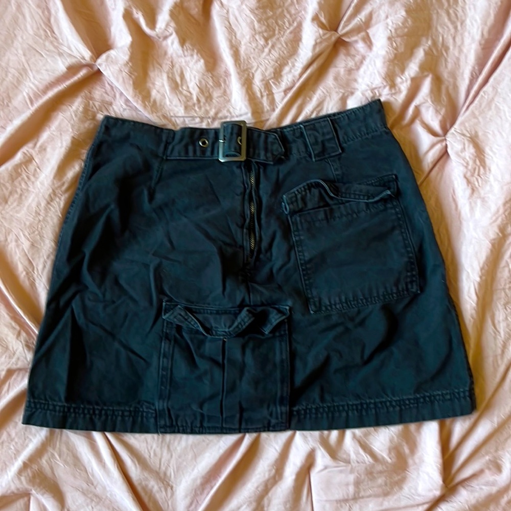 Forever 21 Medium Black Cargo Skirt